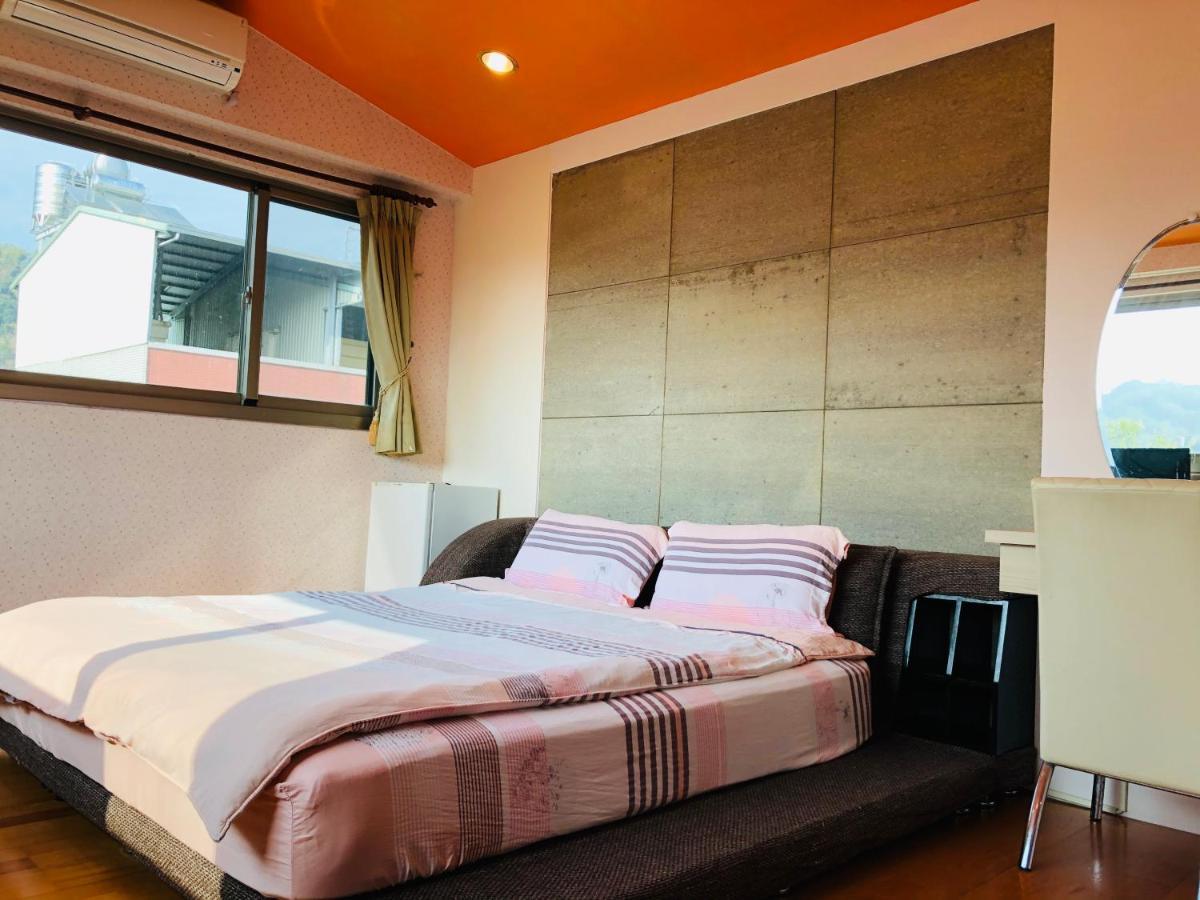 Chong Er Ya She Homestay Jiji Dış mekan fotoğraf